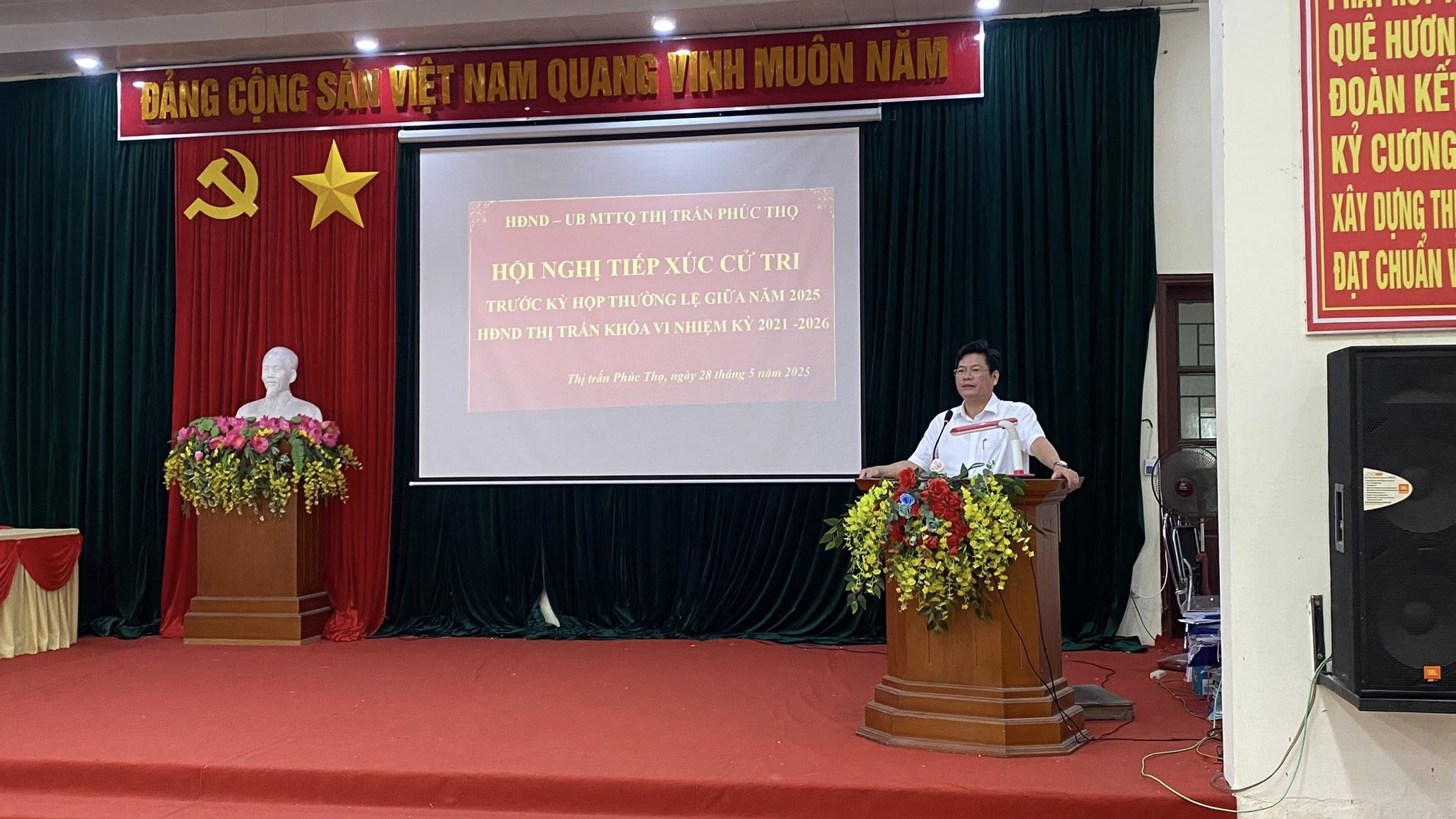 HĐND - UB MTTQ Thị trấn Phúc Thọ tổ chức Hội nghị tiếp xúc cử tri