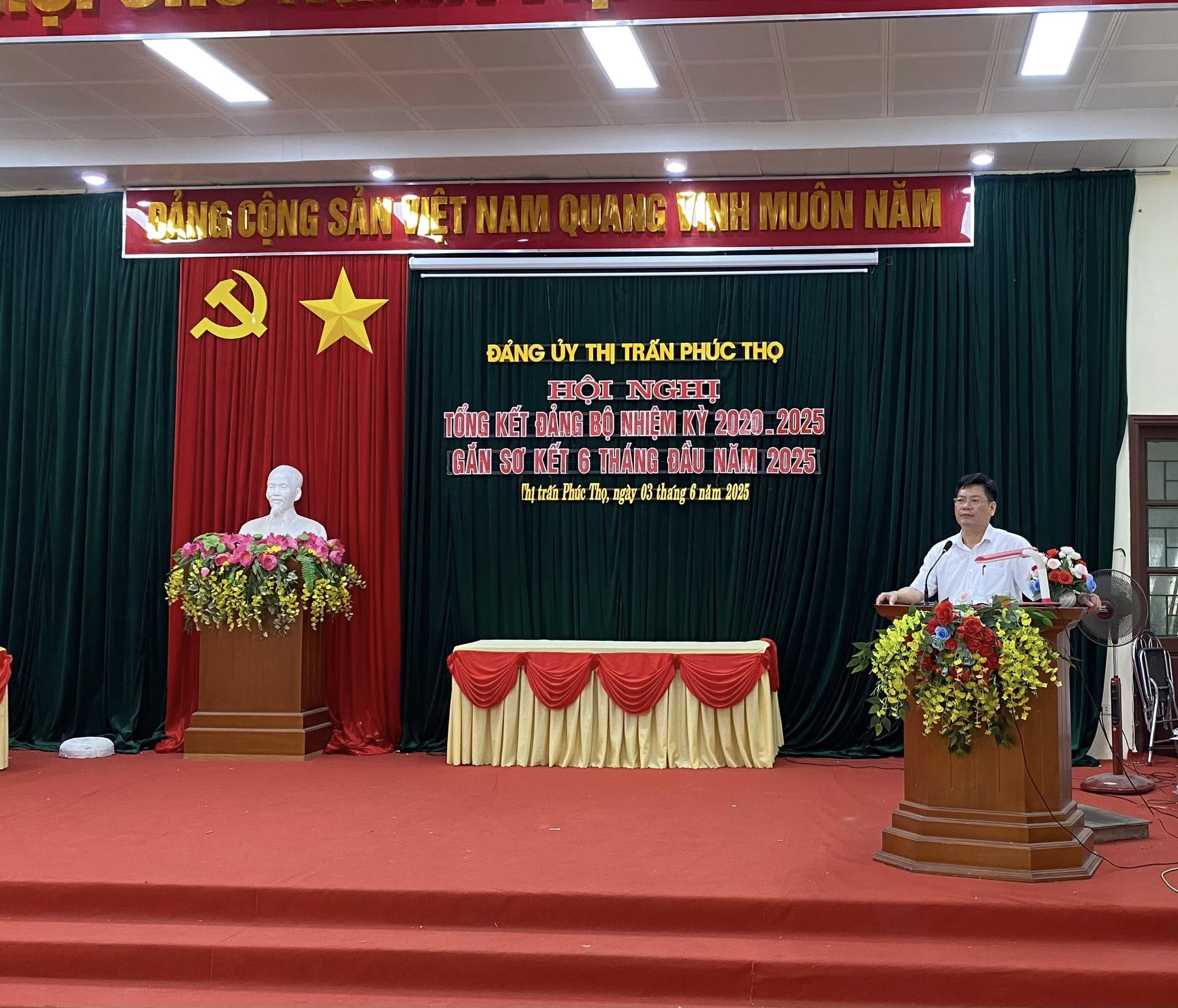 Đảng uỷ thị trấn Phúc Thọ tổ chức Hội nghị Tổng kết công tác Đảng nhiệm kỳ 2020–2025 gắn với sơ kết công tác 6 tháng đầu năm 2025